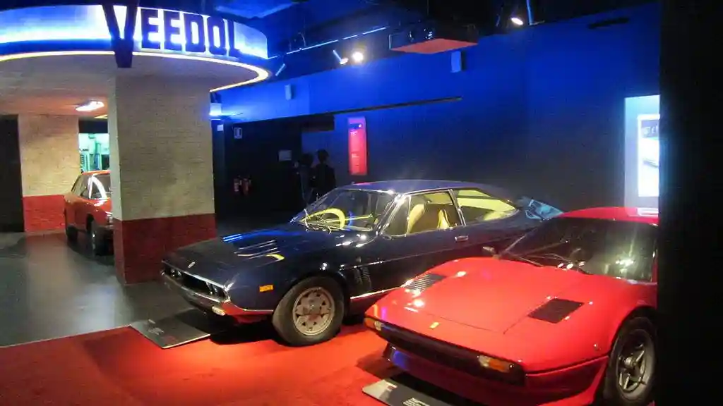 Turin: Nationales Automobilmuseum + Hop-on Hop-off Bus Tour