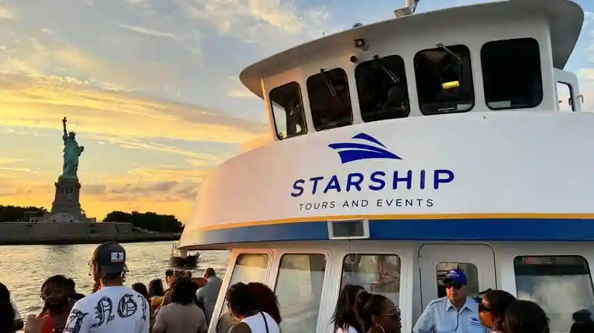 New York: 90-Minute Lower Manhattan Landmarks Sightseeing Cruise Provided by Starship NYC