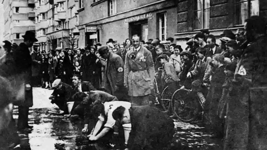 Vienna: World War II Guided Walking Tour Provided by Good Vienna Tour GmbH
