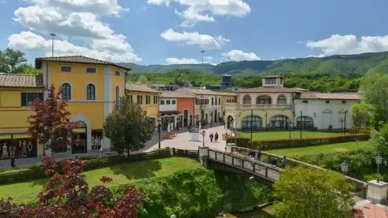 Barberino Outlet : aller-retour depuis Florence Fournie par Sightseeing Experience SRL