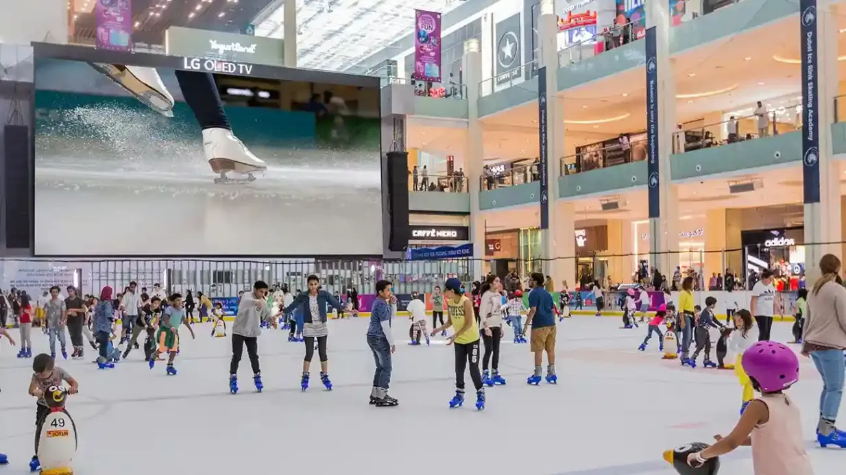 Pista di pattinaggio sul ghiaccio di Dubai: Biglietto d'ingresso Fornito da Tiqets International B.V.