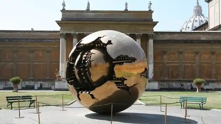 Museos Vaticanos y Capilla Sixtina: Entrada sin colas + Tour guiado Operado por Ticketstation Srl