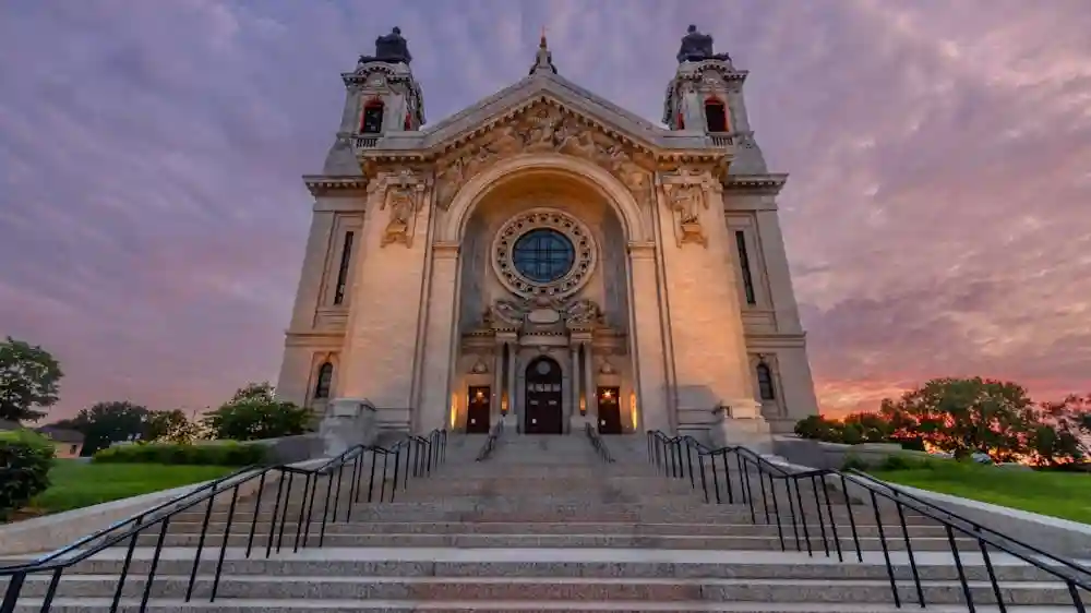 Cattedrale di San Paolo: Visita autoguidata Fornito da TourPatron St. Paul MN