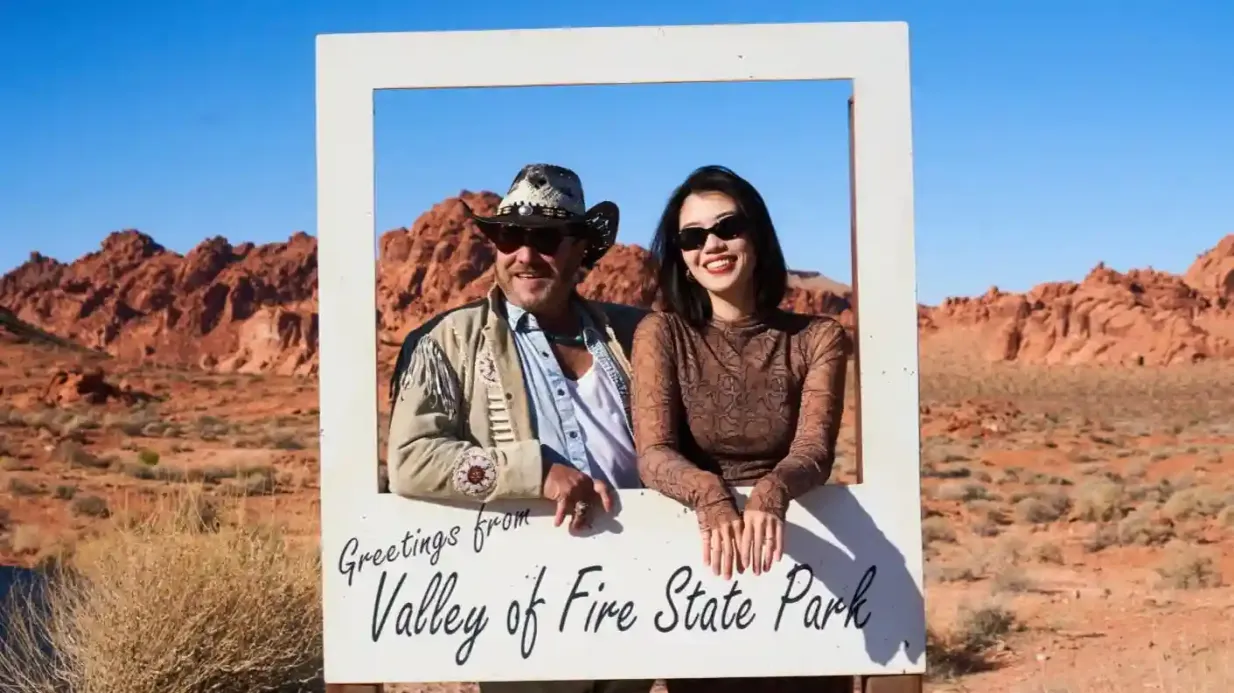 Valley of Fire State Park: Guided Tour from Las Vegas + Lunch Provided by Ameri-Trip