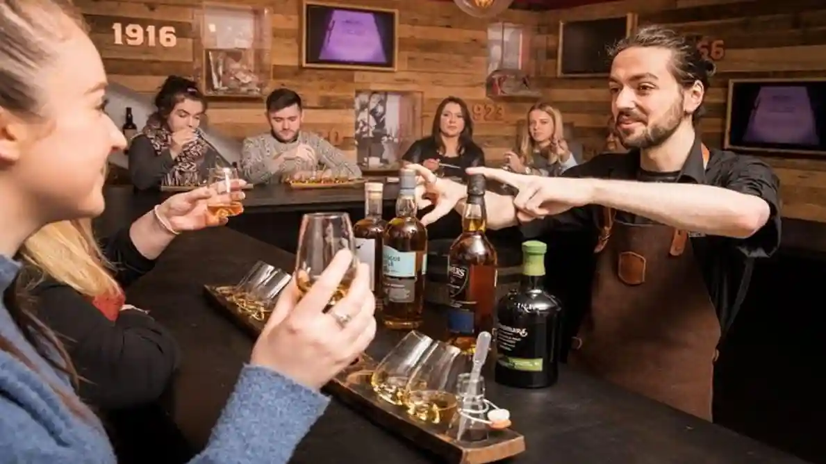 Museo del Whiskey irlandese: Esperienza di miscelazione del whisky