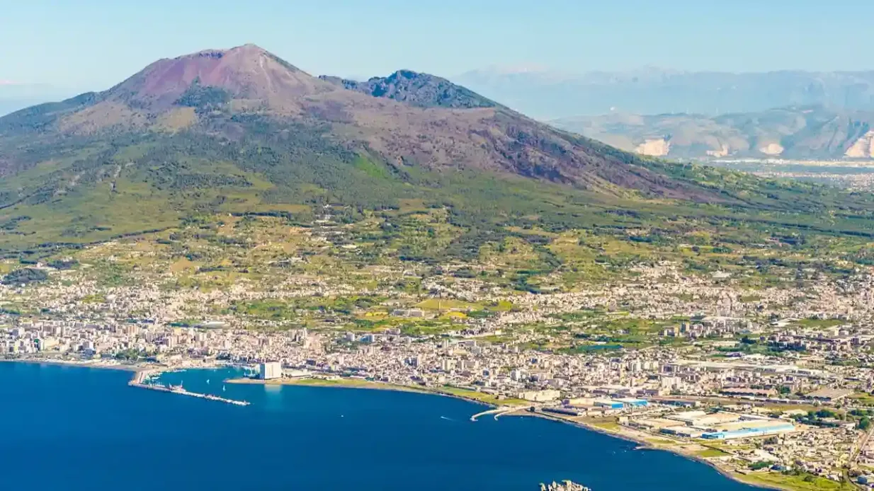 Pompeya y Monte Vesubio: Entrada sin colas + Tour guiado + Traslados