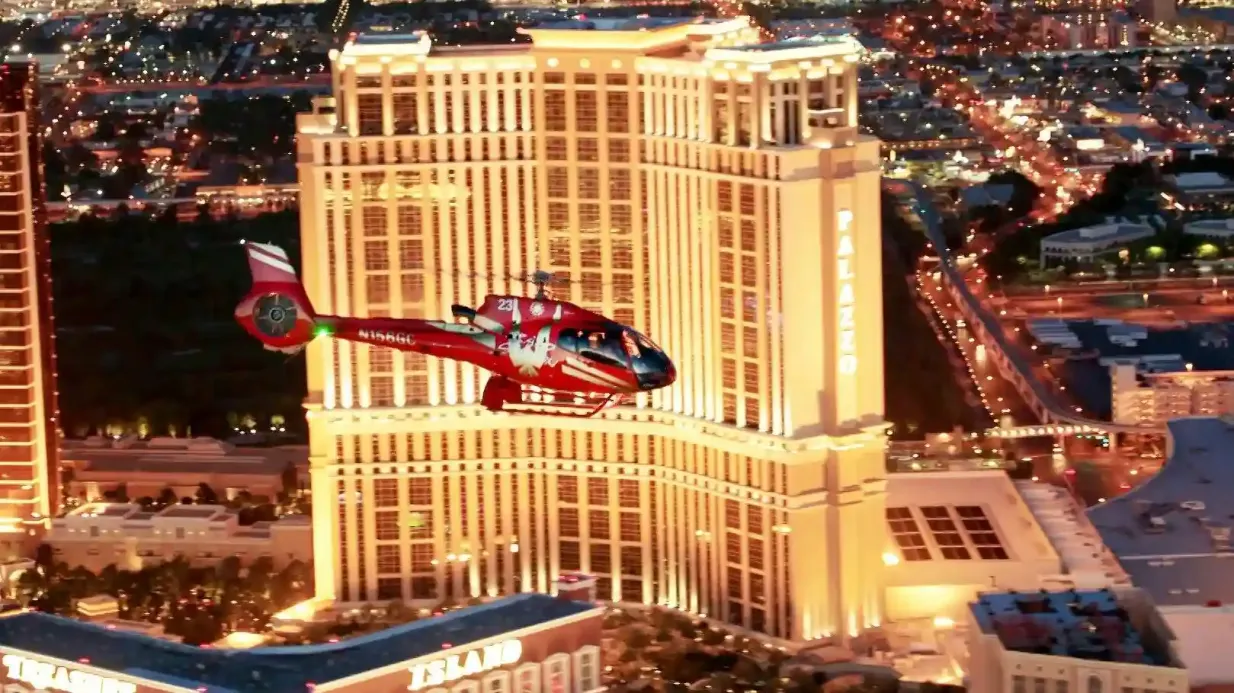 Las Vegas Strip: Tour notturno in elicottero