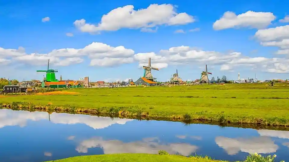 Zaanse Schans, Edam, Volendam e Marken: excursão guiada a partir de Amesterdão