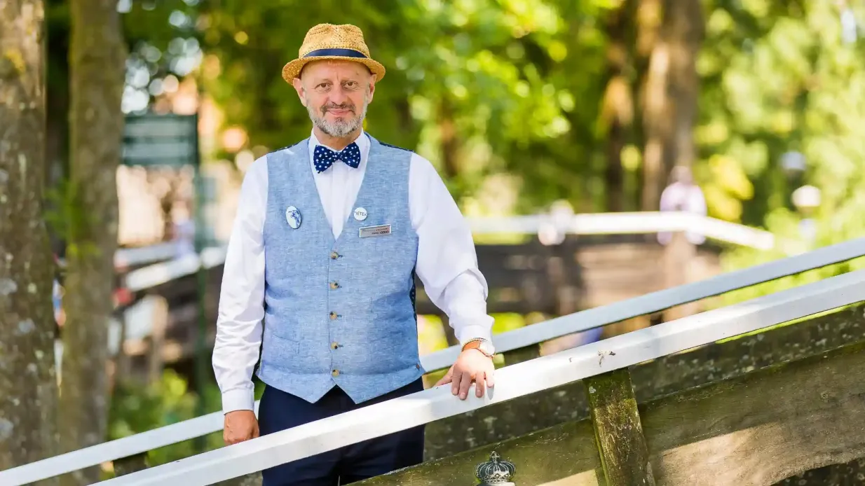 Giethoorn: Geführte Tour ab Amsterdam + Bootstouren