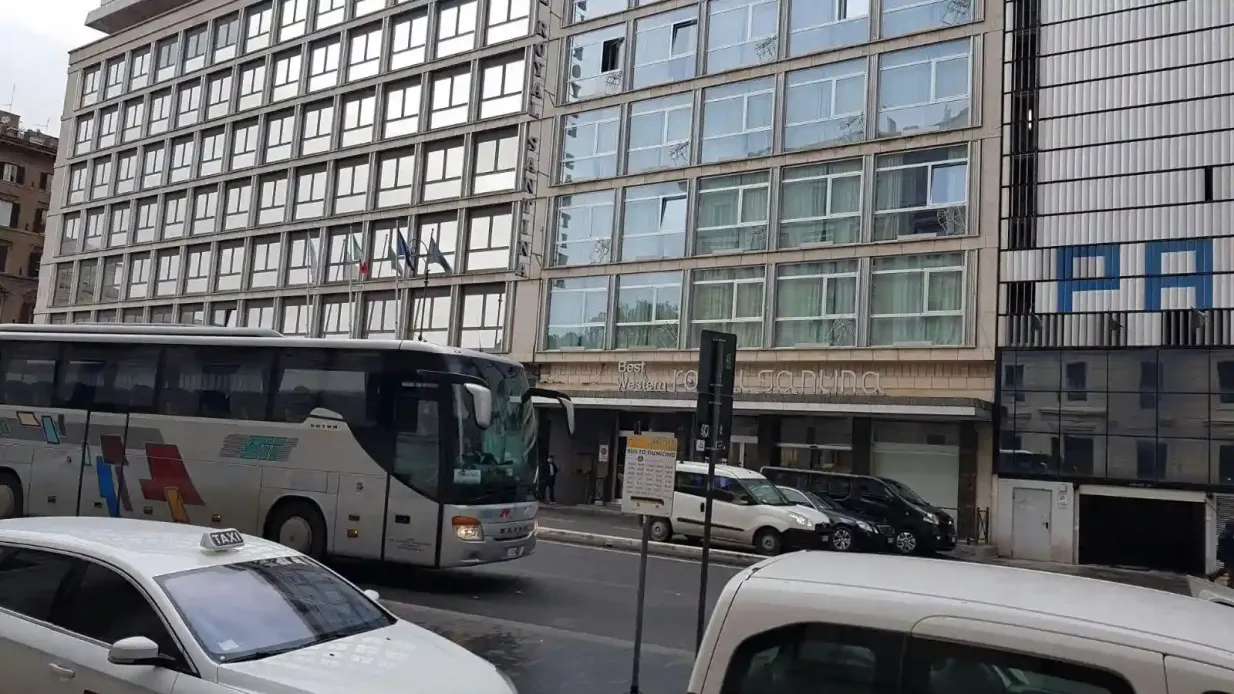 Aeropuerto de Ciampino: SIT Traslado en autobús desde Roma Termini Operado por Sit srl