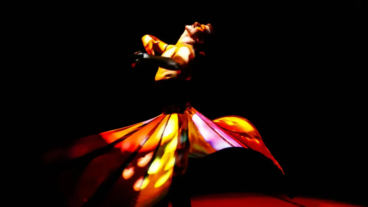 Ritmo do Show de Dança no Centro Cultural Hodjapasha