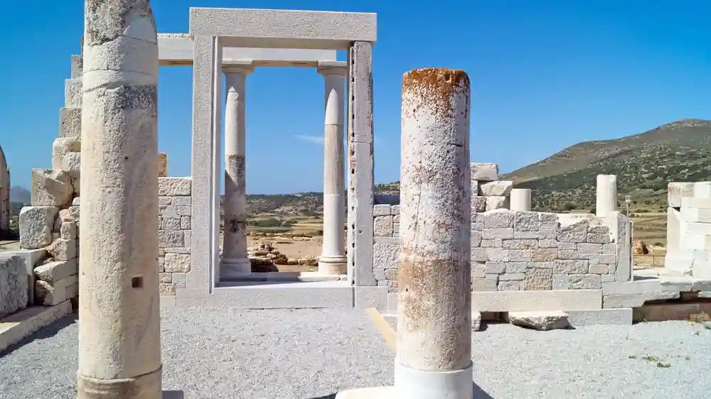 Archaeological Museum and Site of Naxos: Entry Ticket + Audio Guide Provided by Aditus Srl