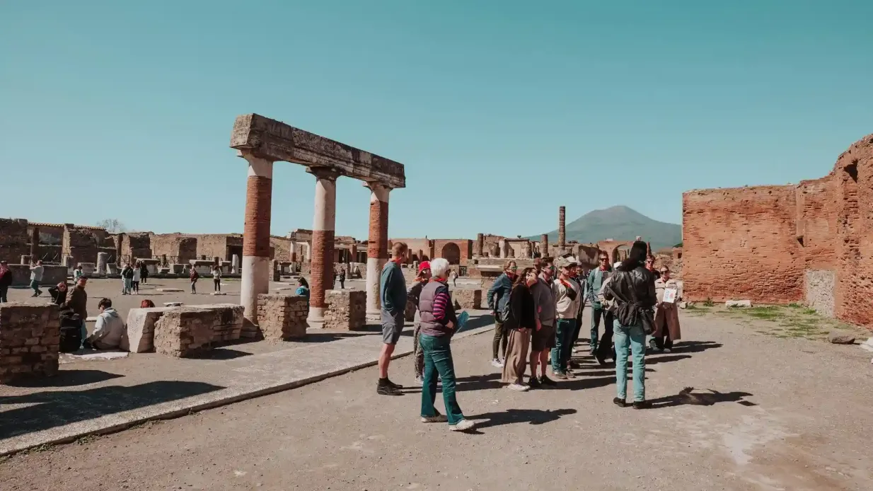 Pompeii & Mount Vesuvius: Small Group Guided Tour + Transfers Provided by Askos Srl
