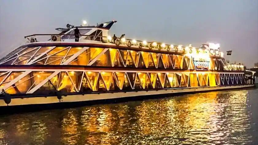 Il Cairo: Nile Crystal Tour in barca con cena + Spettacolo di danza e musica + Trasferimenti opzionali