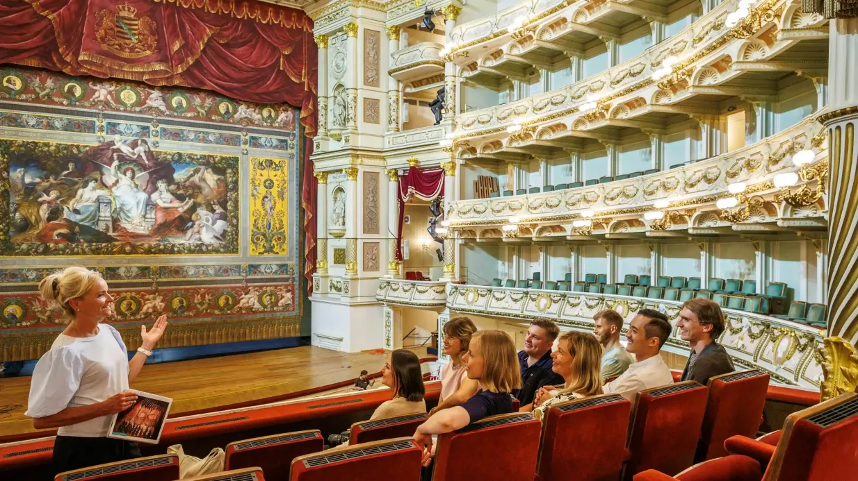 Semperoper: Englische Führung Bereitgestellt von Semperoper: English Guided Tour