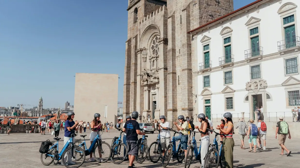 3-stündige Porto Highlights auf einer geführten Tour mit dem Elektrofahrrad Bereitgestellt von Boost Portugal Urban Thrills SA