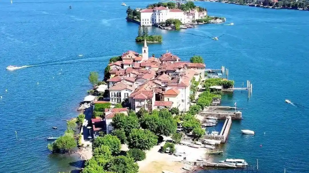 Isola dei Pescatori e Isola Bella: battello Hop-on Hop-off Fornito da Isole Lago Maggiore Navigazione Isole Borromee SRL