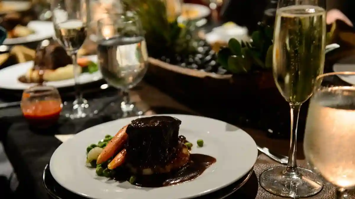 Washington DC Premier Dinner Cruise