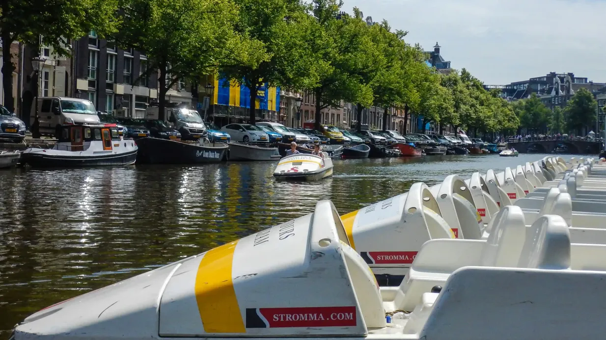 Amsterdam: Pedal Boat Rental from Rijksmuseum Provided by Amsterdam: Pedal Boat Rental from Rijksmuseum