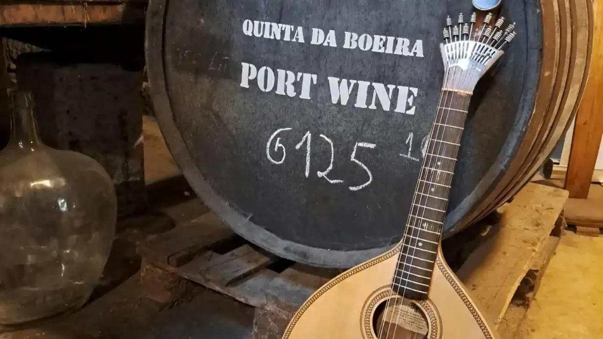 Porto: Fado-Show + Portweinverkostung auf der Quinta da Boeira