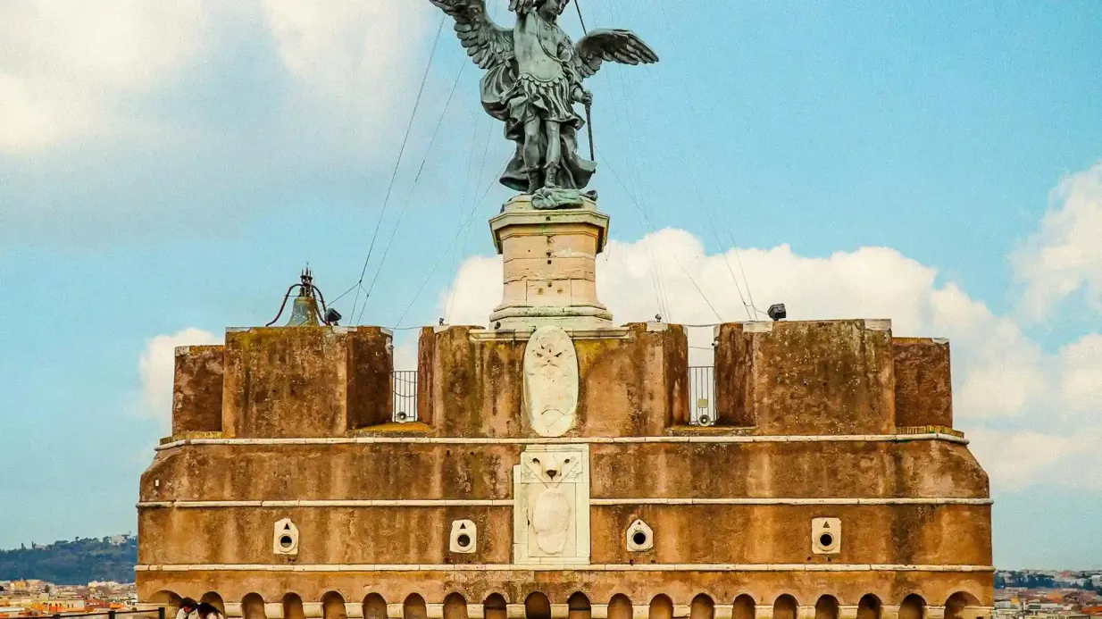 Castelo de Santo Ângelo: bilhete sem filas + audioguia Organizado por Crown Tours srl