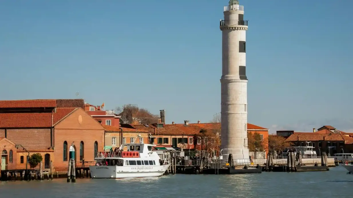 Murano, Burano e Venezia: Gita da Punta Sabbioni + Soffiatura del vetro Fornito da IL DOGE DI VENEZIA S.r.l.