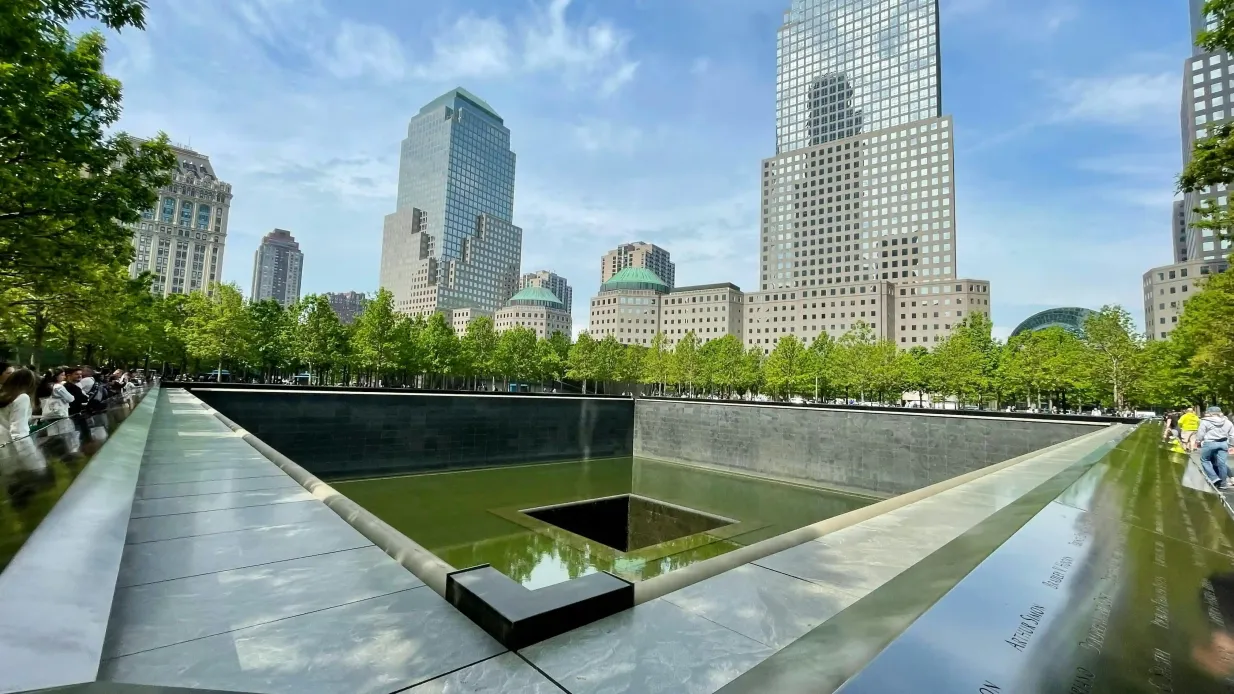 The 9/11 Memorial & Museum: Guided Tour Provided by ExperienceFirst