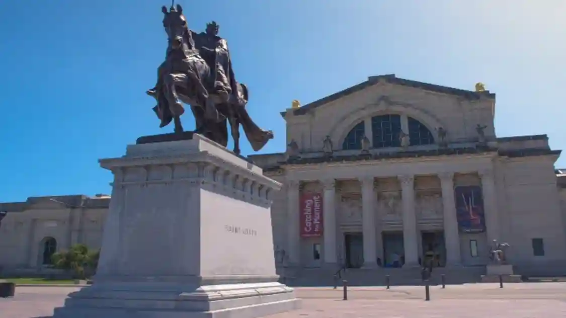 St. Louis: Small Group City Tour + Gateway Arch Entry + River Cruise Provided by See Sight Tours USD