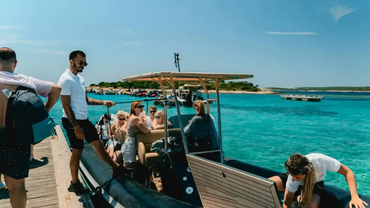 Grotta Azzurra, Hvar e 5 Isole: Tour in motoscafo