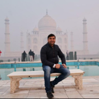 Pushpendra — Guide in Agra Tour mit Auto von Delhi, Indien