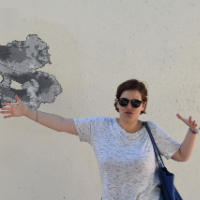 Ana — Guia de Passeio artístico na Rua de Lisboa, Portugal