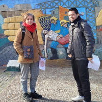 Lorena y Julián &mdash; Guia de Passeio pedestre gratuito em La Boca: Huellas Migrantes (Trilhos Migrantes), Argentina