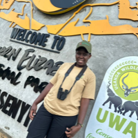 Reachel  — Guia de Passeio de mota em Kampala com um guia local, Uganda