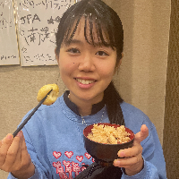 Hina — Guida di Tour gratuito del castello di Himeji e delle delizie locali, Giappone