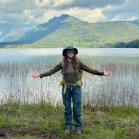 Daniella Ariel  — Guida di Visita libera: Tour della Costanera, Cile