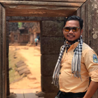 Theara &mdash; Guida di Villaggio galleggiante di Kampong Pluk e tour del tramonto del Tonle Sap da Siem Reap, Cambogia