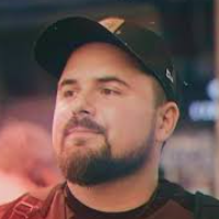 Lorin B &mdash; Guida di Comunismo e centro storico Tour gratuito di Bucarest, Romania