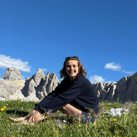 Violette &mdash; Guide of Historic Free Tour of mythical Palermo, Italy