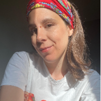 Marilou  &mdash; Guia de Visita guiada gratuita aos fantasmas de Tessalónica: Sombras de Ano Poli , Grécia