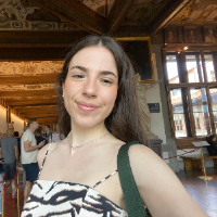 Laura  &mdash; Guia de Passeio a pé gratuito por Gamla Stan: Descubra o coração de Estocolmo, Suécia